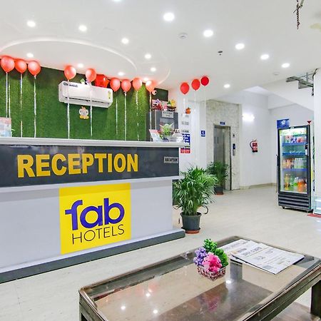 Fabhotel Gp Royal Chandigarh Exterior photo